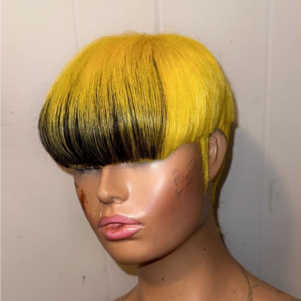 Short wig - Picture 3 of 3